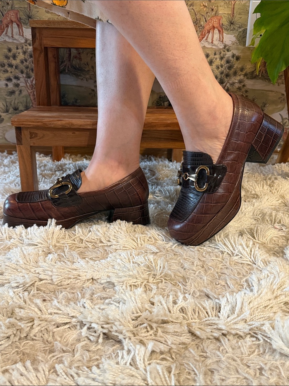 Jeffrey Campbell Brown Croc-Embossed Loafers / platforms with Gold Bit - Picture 11 of 12
